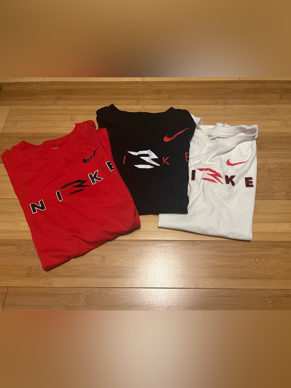 ❤️ Bundle of 3 boys Nike tshirts